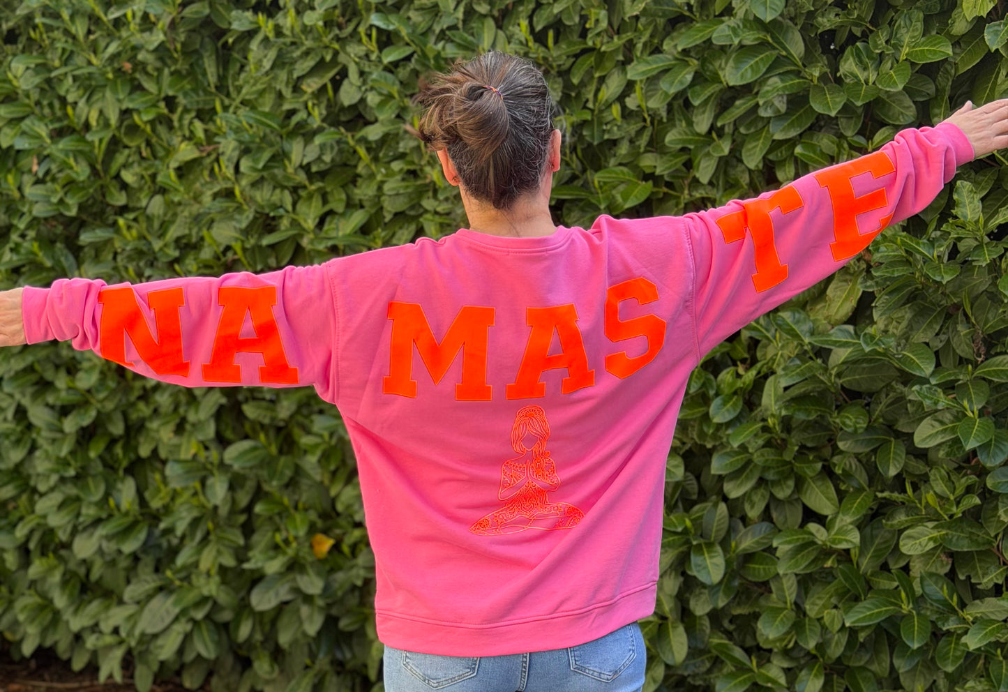 Namaste Sweatshirt Damen – Stylischer Oversize Pullover mit Statement Print – Trend Longsleeve