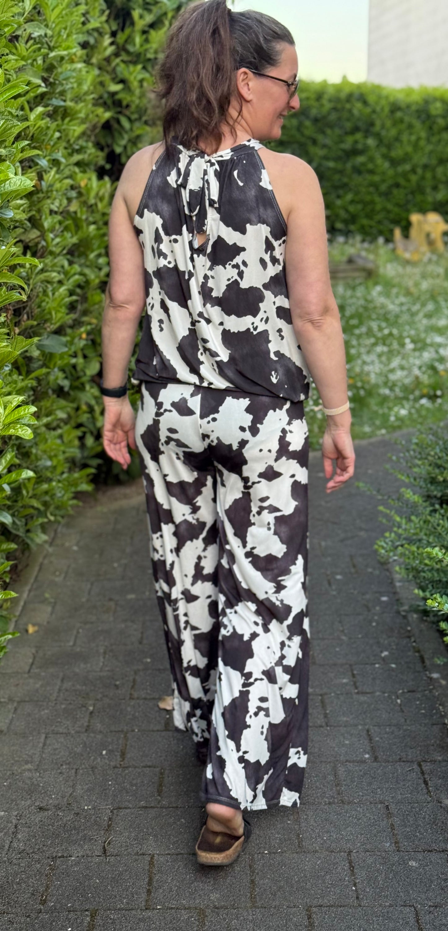Bluse und Hose in Kuh Print als Set schwarz