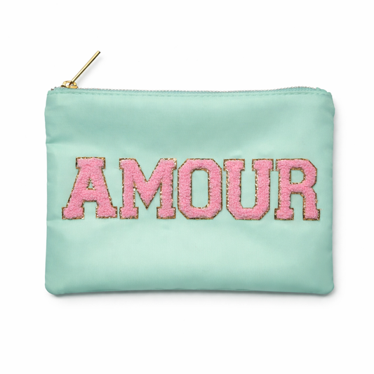 Kosmetiktasche „AMOUR“ – Elegante Make-up Tasche mit Statement Design – Stylischer Kulturbeutel Damen (Kopie) (Kopie)