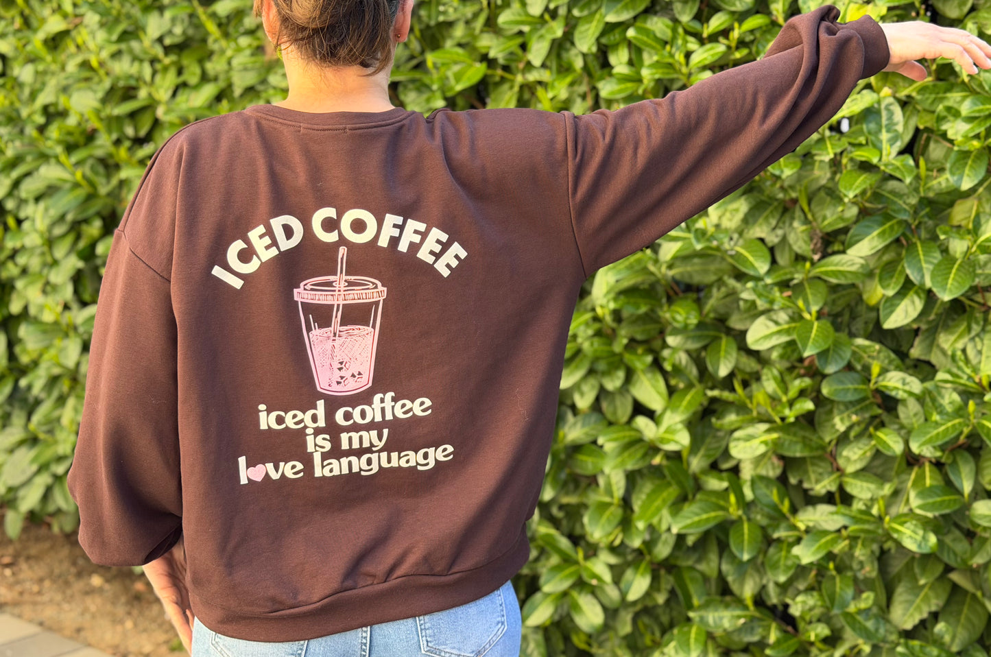 Sweatshirt „Iced Coffee“ – Stylischer Oversize Pullover Damen – Statement Longsleeve Coffee Lover