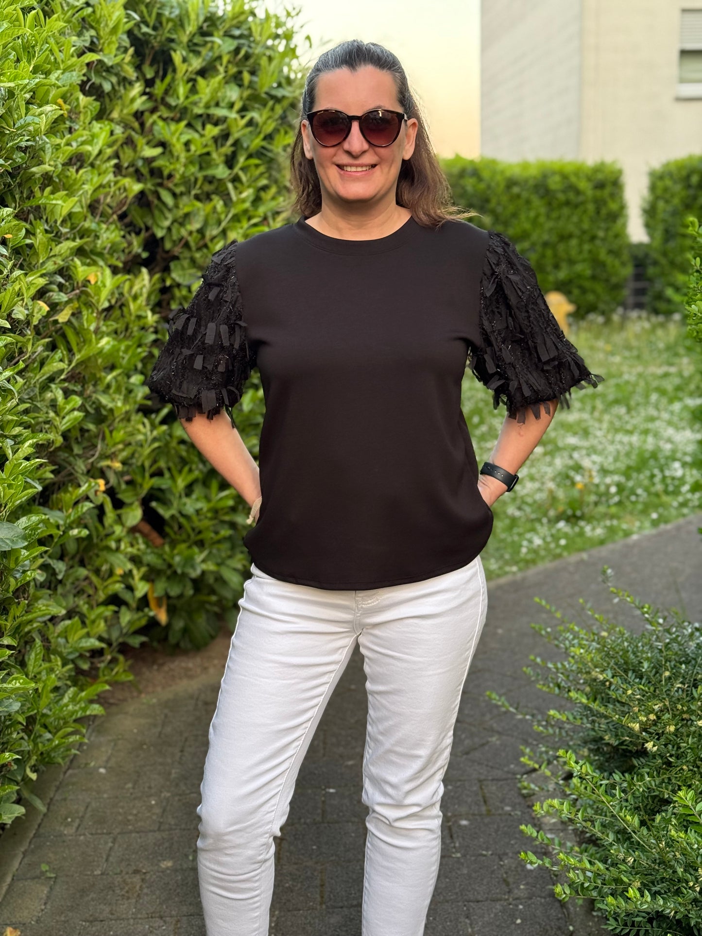 T-Shirt Oberteil schwarz mit Fransen