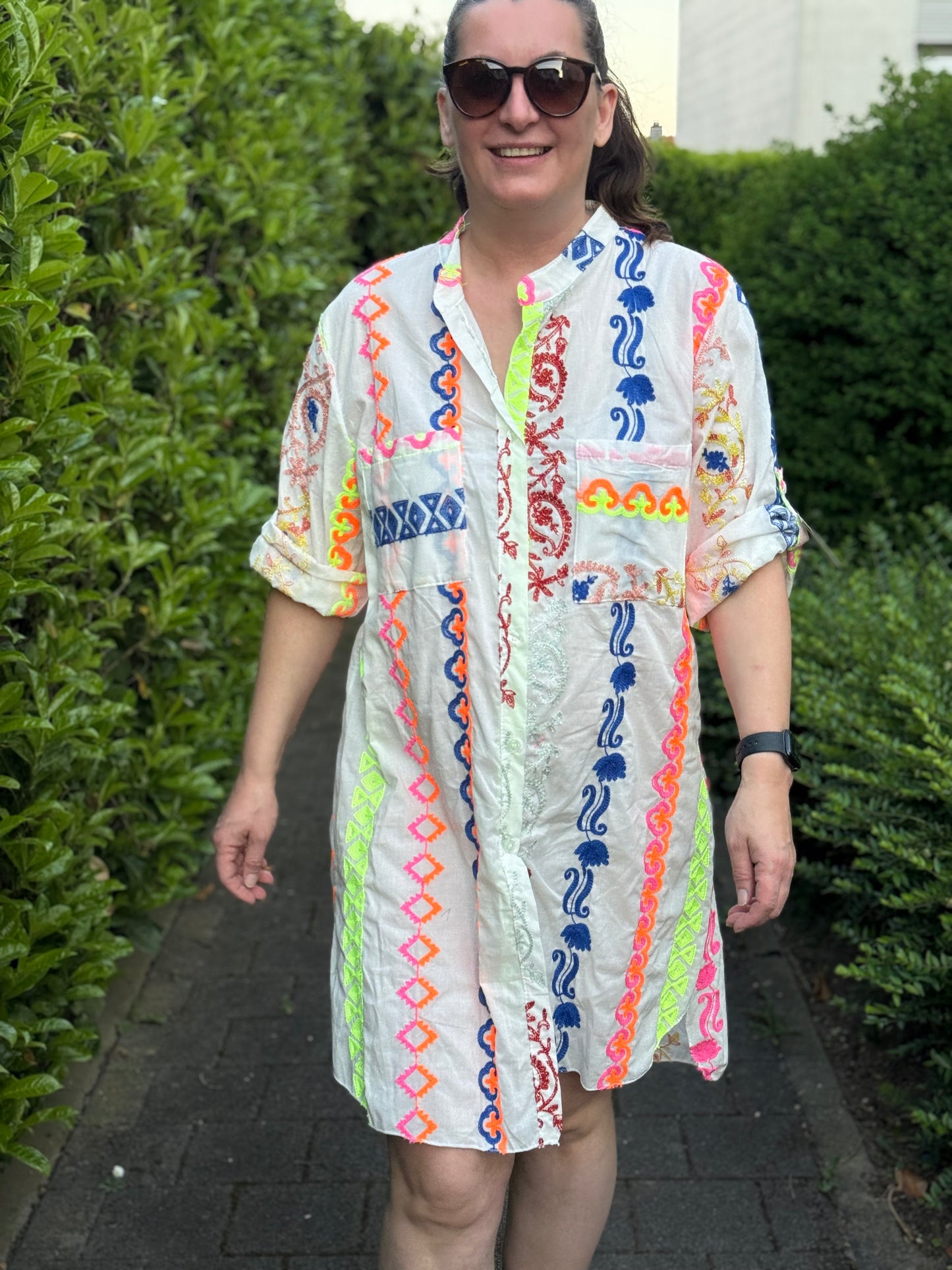 Boho Kleidchen mit Knöpfen neon-Töne