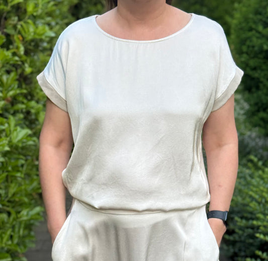 Oberteil Materialmix aus Silky & Baumwolle creme